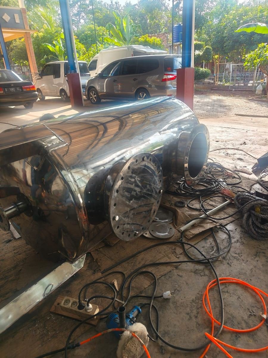 Fabrikasi Tangki Stainless Steel